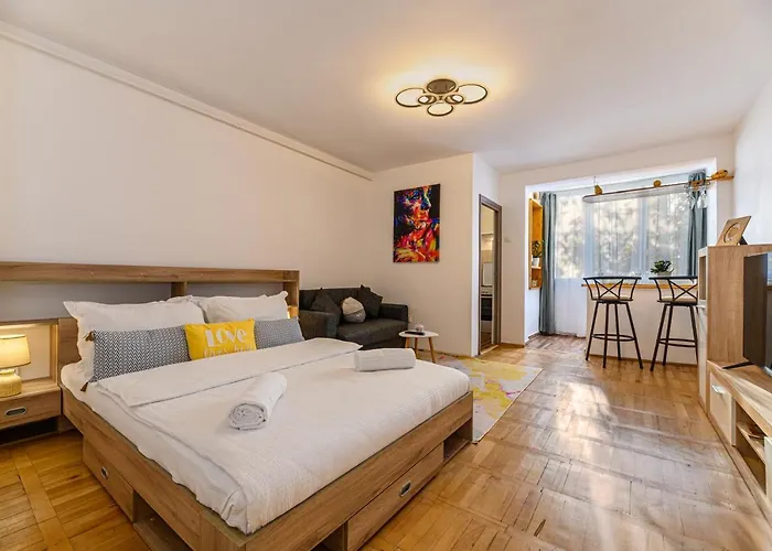Jad - Family - Apartments & Studios