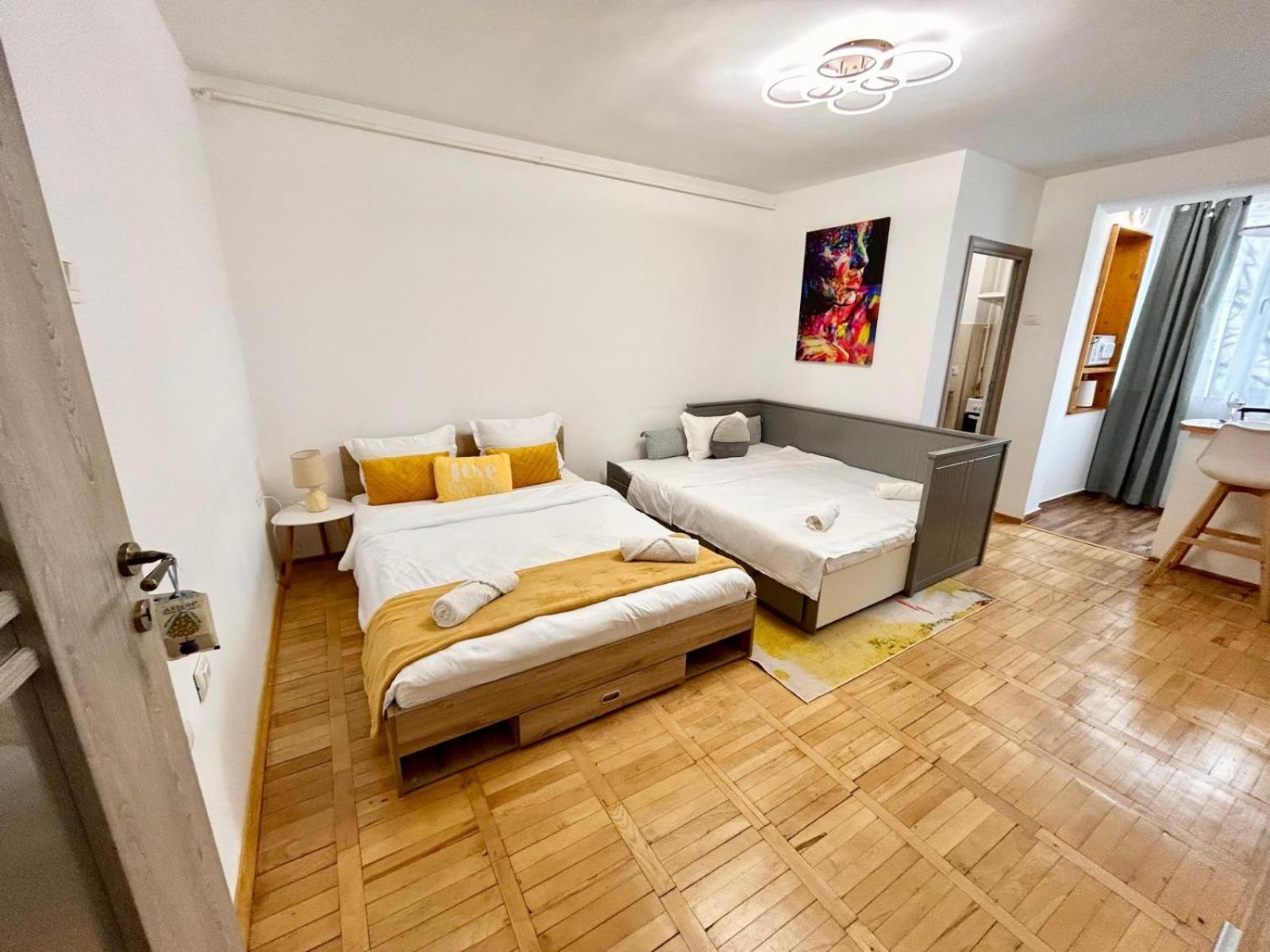 Jad - Family - & Apartment Brașov